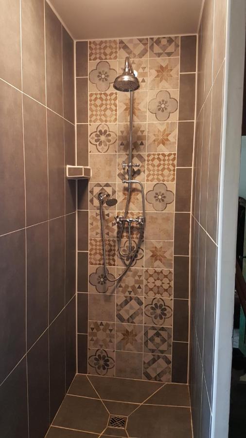 مبيت وإفطار سيرْ La Reyniere المظهر الخارجي الصورة